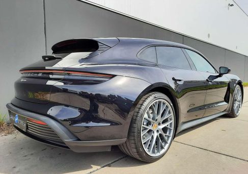 Porsche, 2022