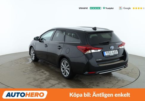 Toyota Auris Touring Sports, 2017