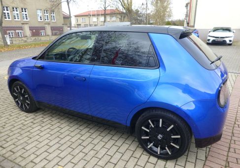 Honda e, 2020