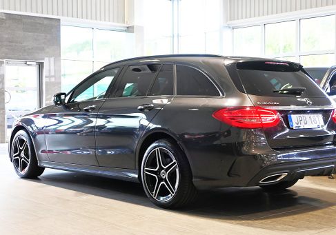 Mercedes-Benz C 300, 2021 3