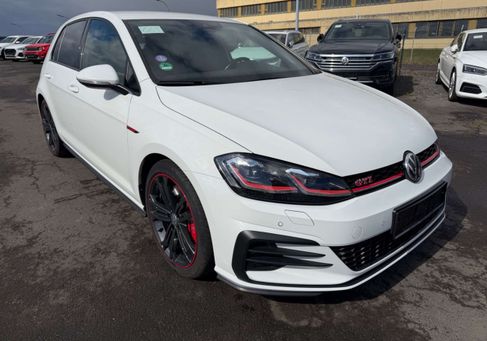 Volkswagen Golf, 2018 3