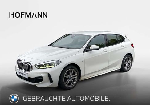 BMW 118, 2021