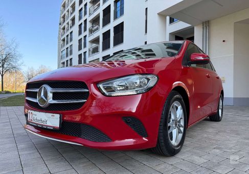 Mercedes-Benz B 180, 2019