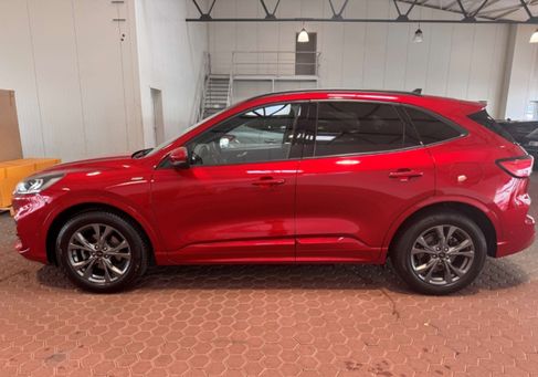 Ford Kuga, 2022
