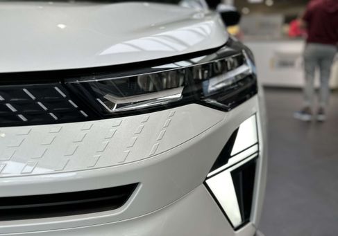 Renault Captur, 2024