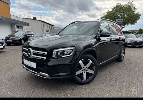 Mercedes-Benz GLB 180, 2022