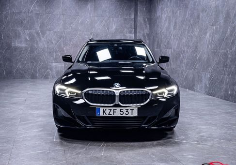 BMW 330, 2023