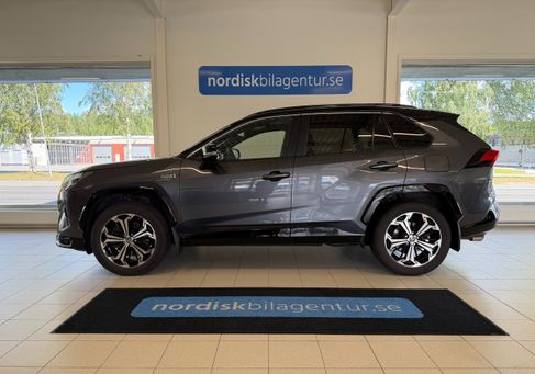 Toyota RAV 4, 2022 2