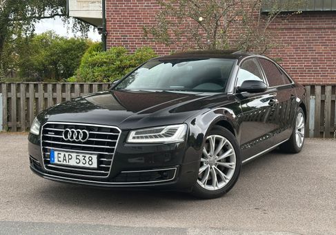 Audi A8, 2015