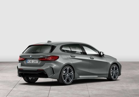BMW 118, 2023