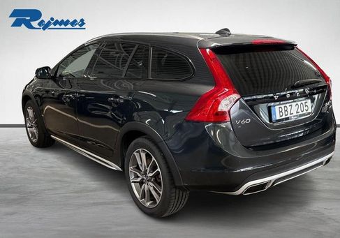 Volvo V60 Cross Country, 2018