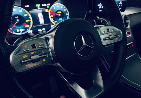 Mercedes-Benz GLC 300, 2021