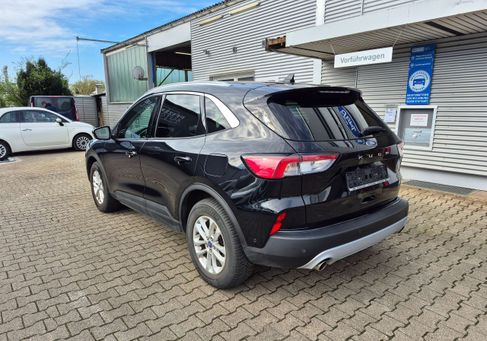 Ford Kuga, 2022