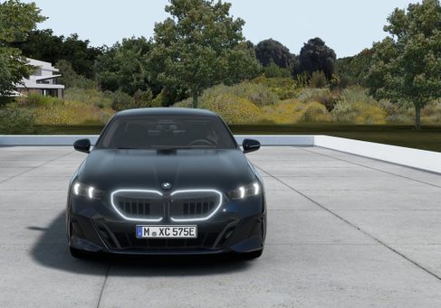 BMW 550, 2025