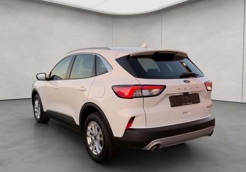 Ford Kuga, 2022