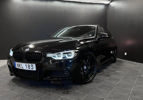 BMW 330, 2018