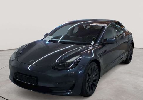 Tesla Model 3, 2022 2