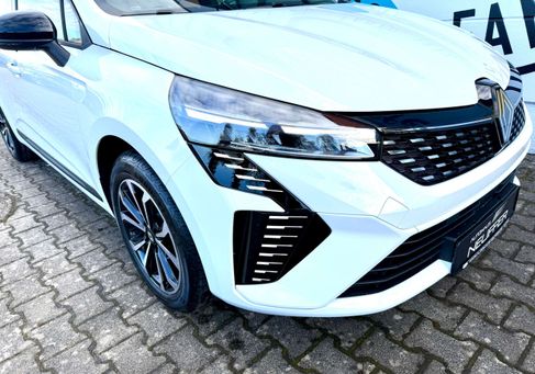 Renault Clio, 2025 3