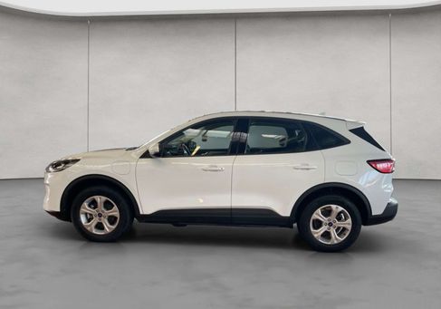 Ford Kuga, 2022
