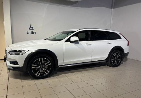 Volvo V90 Cross Country, 2021