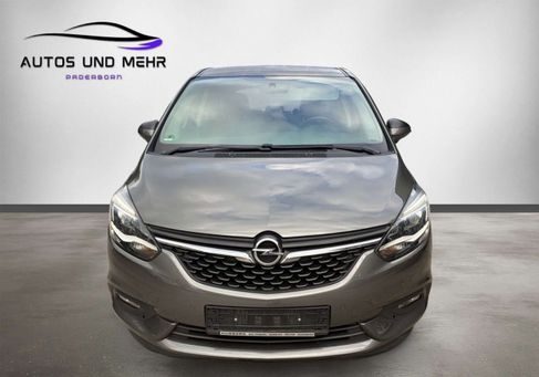 Opel Zafira, 2018 2