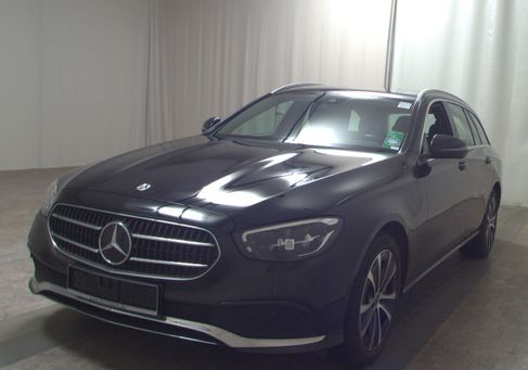 Mercedes-Benz E 300, 2022 2