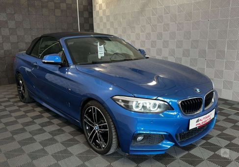 BMW 225, 2018