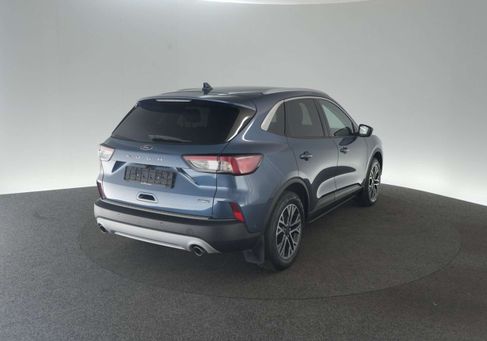 Ford Kuga, 2022