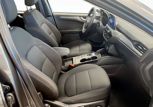 Ford Kuga, 2022