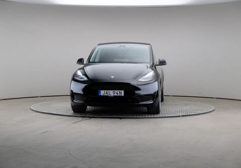 Tesla Model Y, 2023 3