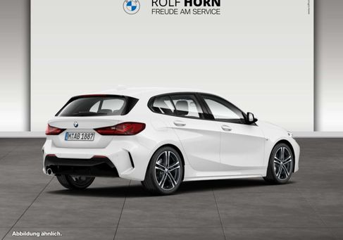 BMW 118, 2024