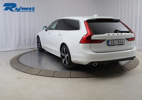 Volvo V90, 2020