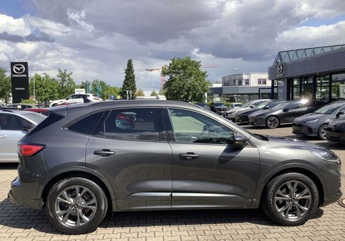 Ford Kuga, 2020