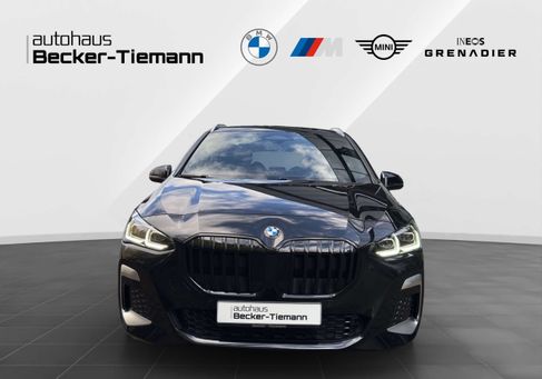 BMW 220, 2023