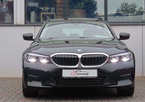 BMW 318, 2021