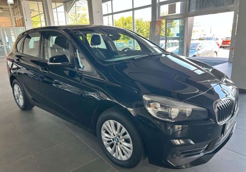 BMW 218, 2020 3