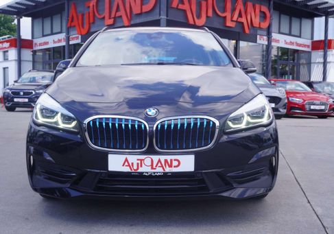 BMW 225, 2019