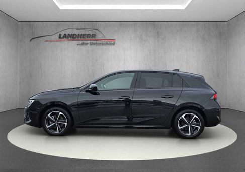 Opel Astra, 2025