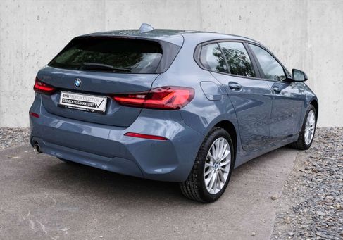 BMW 118, 2023