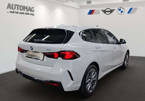 BMW 120, 2025