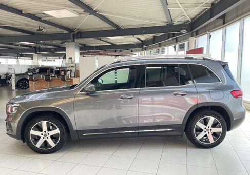 Mercedes-Benz GLB 200, 2020