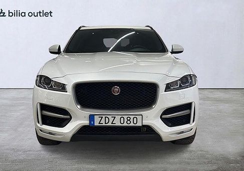 Jaguar F-Pace, 2018