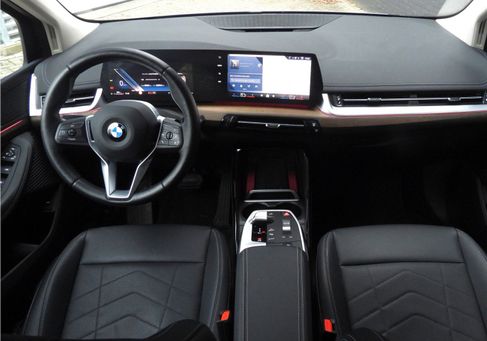 BMW 218 Active Tourer, 2025
