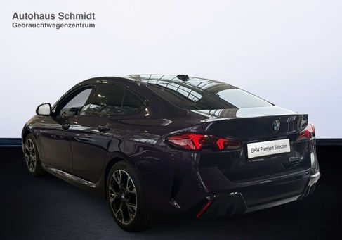 BMW 220, 2024 3
