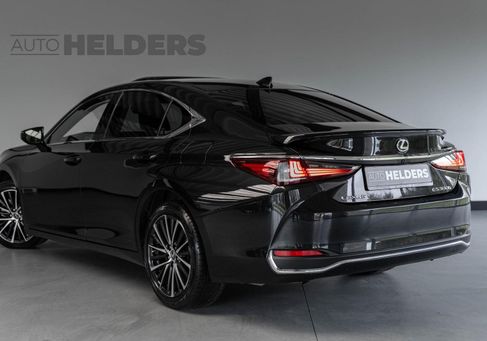 Lexus ES, 2024
