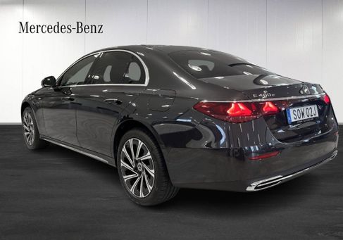 Mercedes-Benz E 400, 2025