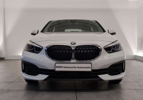 BMW 118, 2022