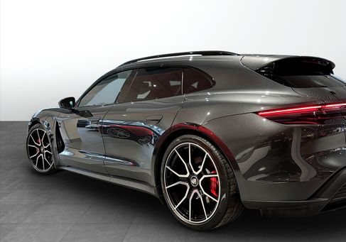 Porsche Taycan, 2023