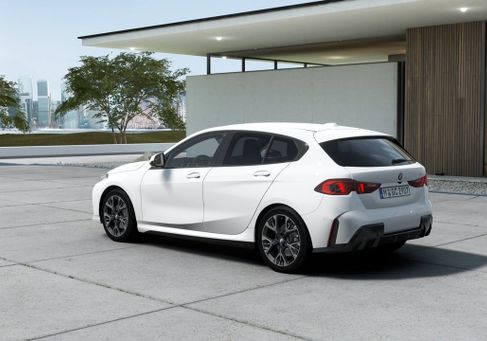 BMW 120, 2026