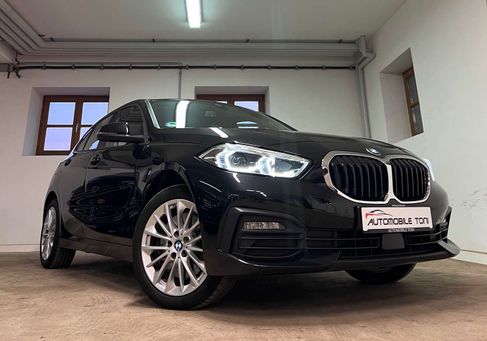 BMW 120, 2023